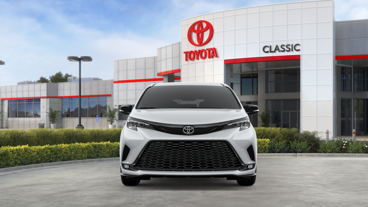 2026 Toyota Sienna XSE