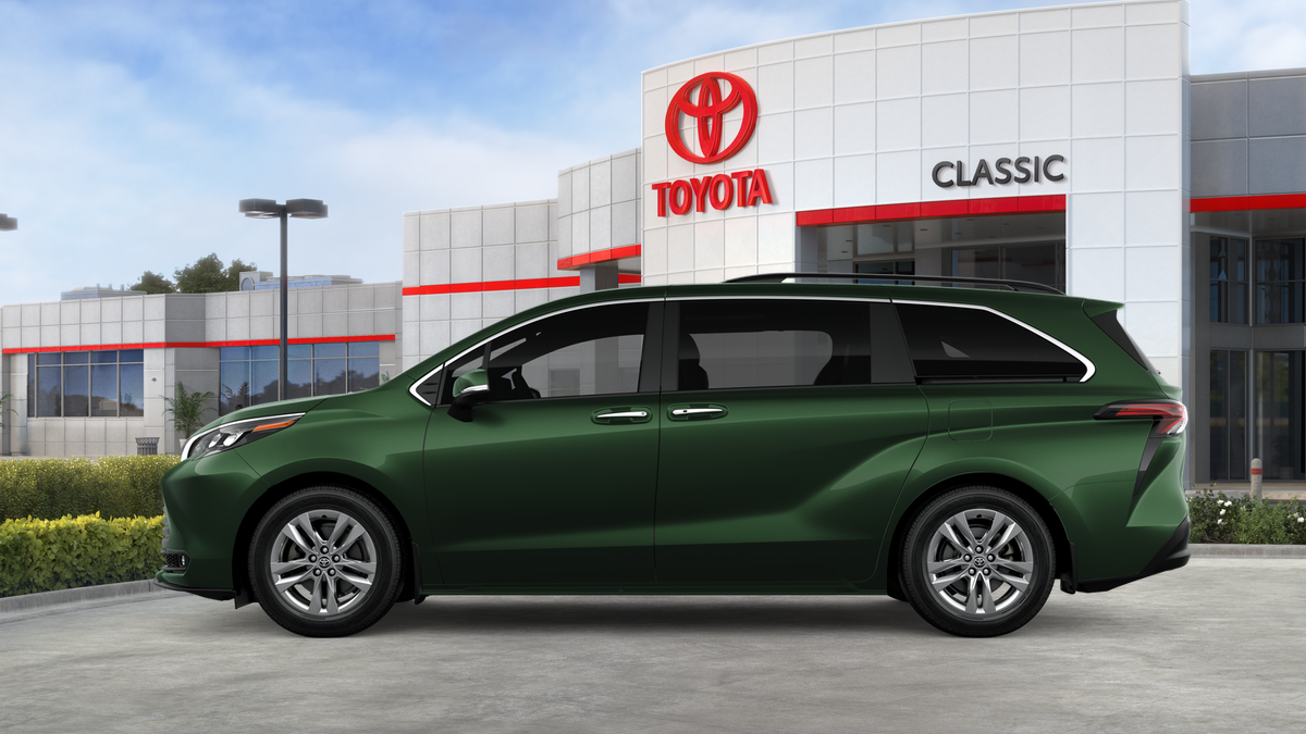 2026 Toyota Sienna XLE
