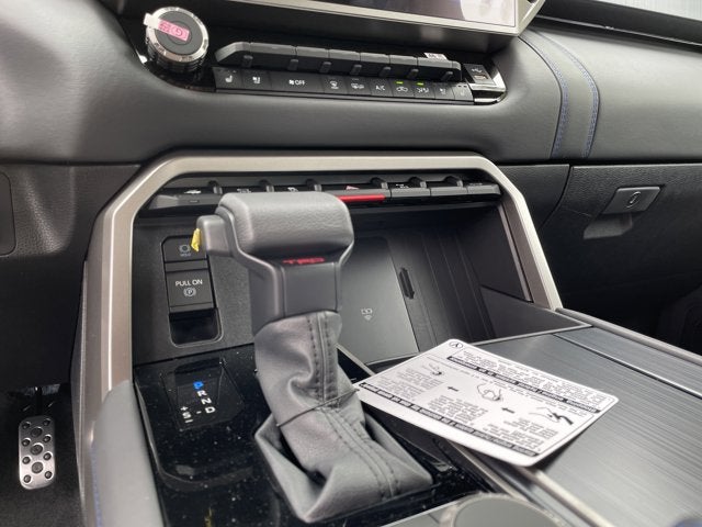 2026 Toyota Tundra i-FORCE MAX Tundra Platinum