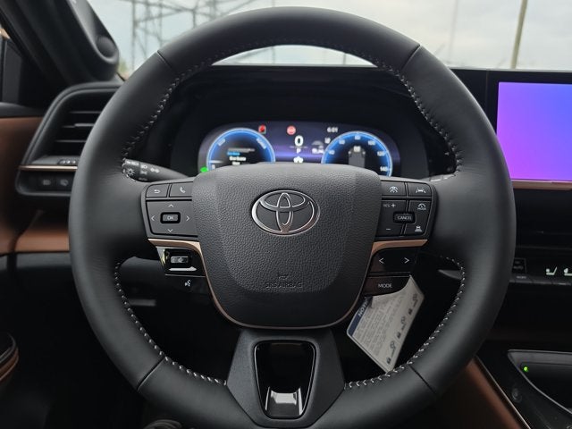 2026 Toyota Toyota Crown Signia Limited