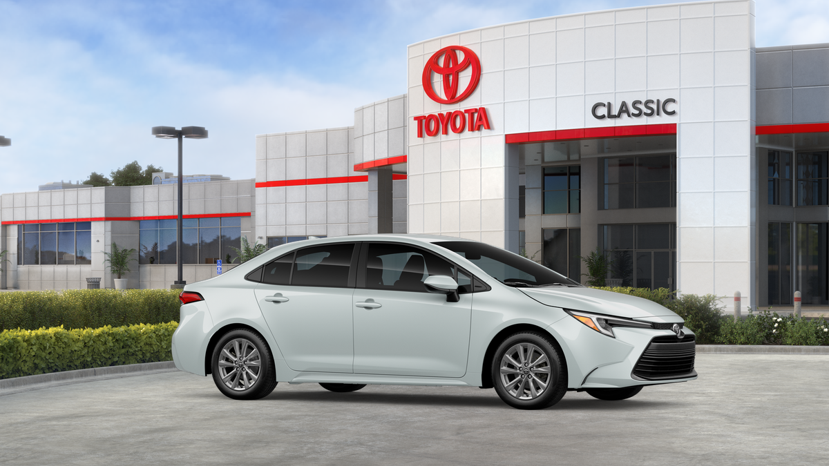 2026 Toyota Corolla Hybrid LE