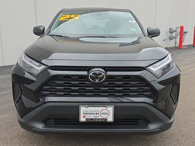 2025 Toyota RAV4 LE