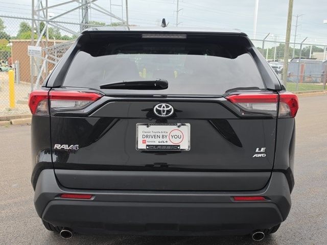 2025 Toyota RAV4 LE