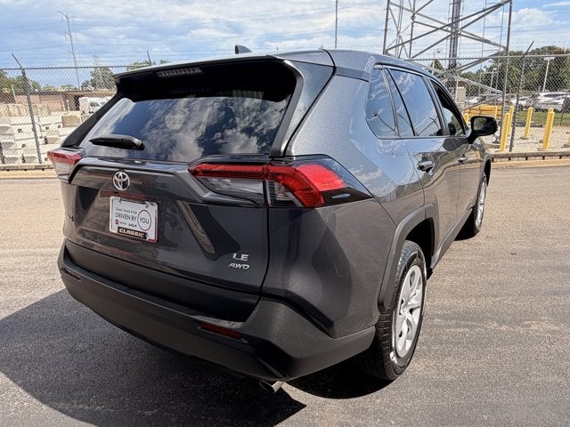 2025 Toyota RAV4 LE