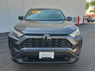 2025 Toyota RAV4 LE