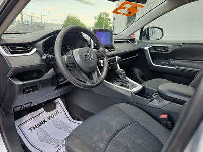 2023 Toyota RAV4 LE