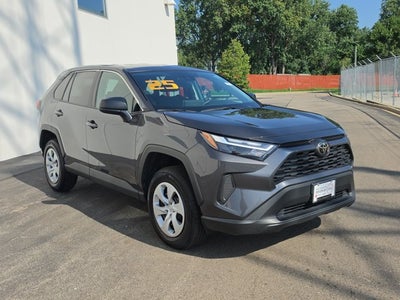 2025 Toyota RAV4 LE