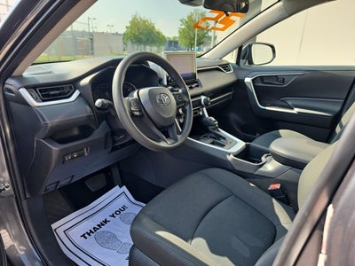2025 Toyota RAV4 LE