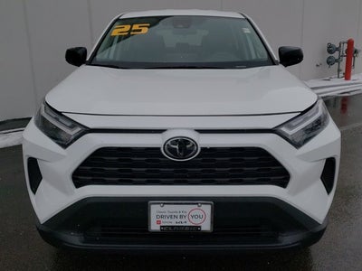 2025 Toyota RAV4 LE
