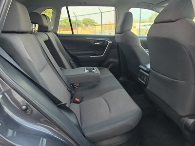 2019 Toyota RAV4 Hybrid XLE