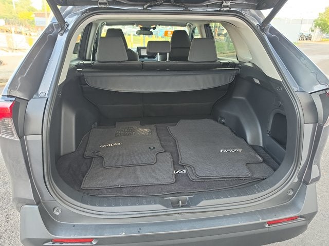 2019 Toyota RAV4 Hybrid XLE