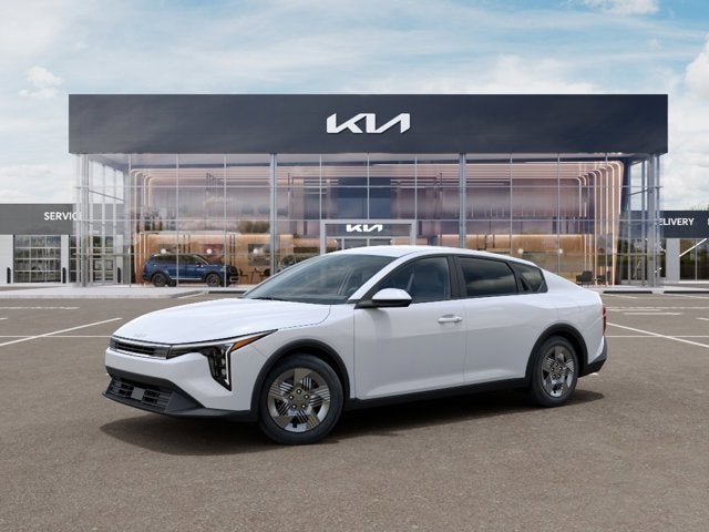 2026 Kia K4 BLACK