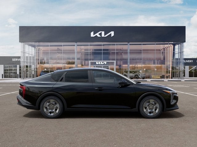 2026 Kia K4 BLACK