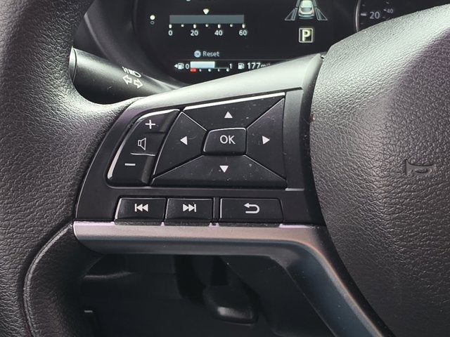 2022 Nissan Kicks SV