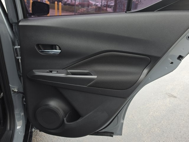 2022 Nissan Kicks SV