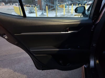 2019 Toyota Camry SE