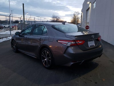 2019 Toyota Camry SE