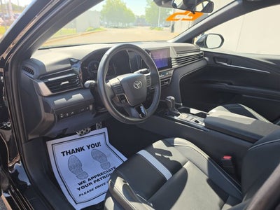 2025 Toyota Camry SE