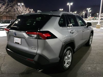 2021 Toyota RAV4 Hybrid XLE