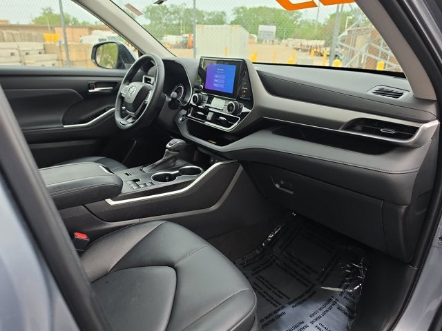 2023 Toyota Highlander Hybrid XLE