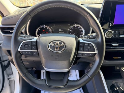 2023 Toyota Highlander XLE