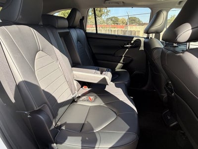 2023 Toyota Highlander XLE