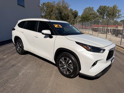 2023 Toyota Highlander XLE
