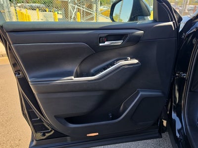 2023 Toyota Highlander XSE