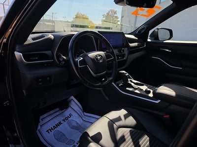 2023 Toyota Highlander XSE