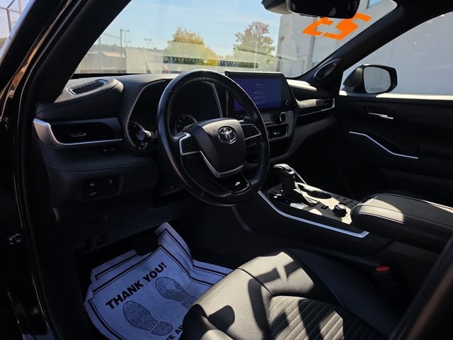 2023 Toyota Highlander XSE