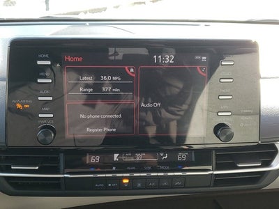 2024 Toyota Sienna LE