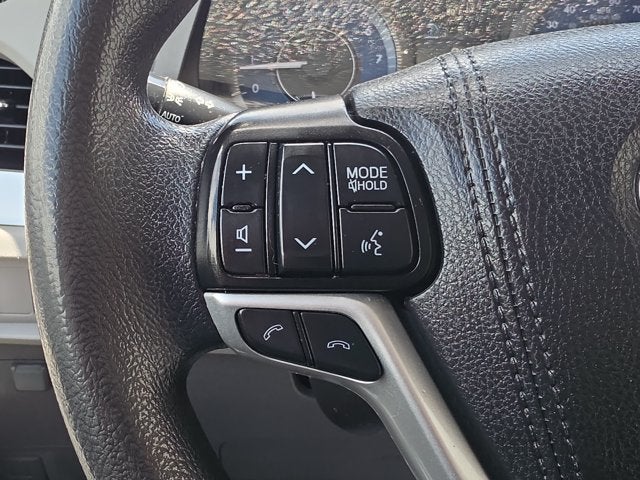 2019 Toyota Sienna LE
