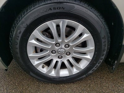 2017 Toyota Sienna XLE