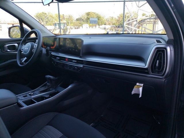 2025 Kia Sorento LX