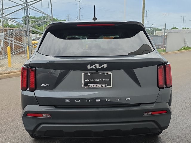 2022 Kia Sorento LX