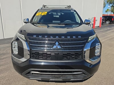 2022 Mitsubishi Outlander ES