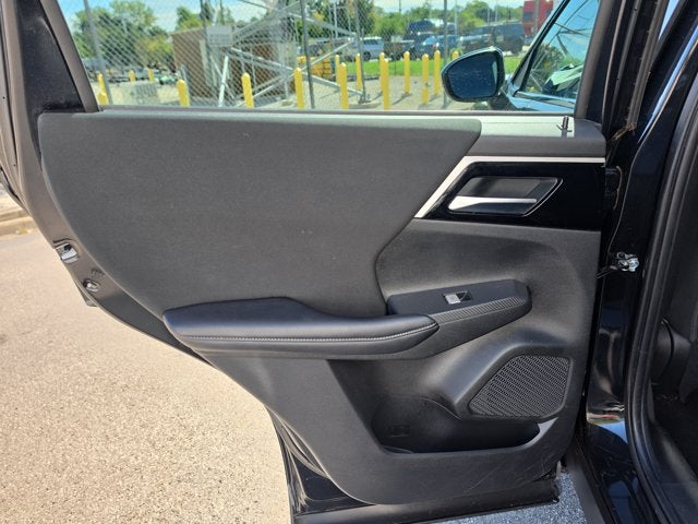 2022 Mitsubishi Outlander ES