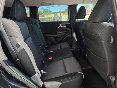 2022 Mitsubishi Outlander ES