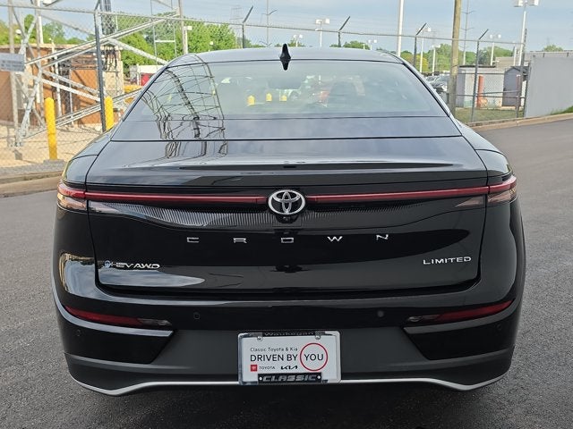 2024 Toyota Crown Limited