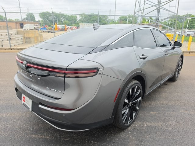 2023 Toyota Crown Platinum