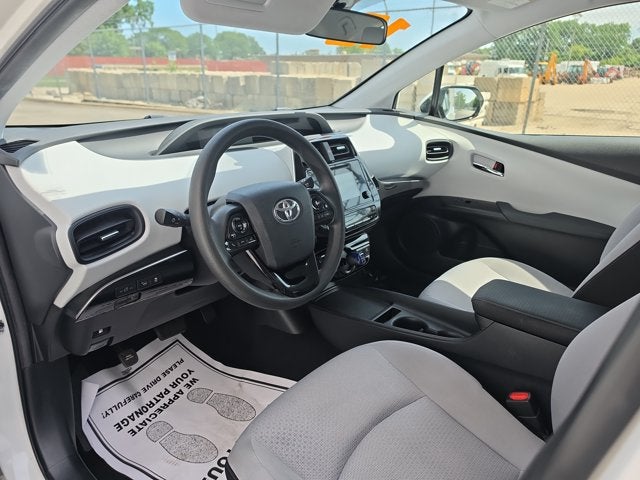 2019 Toyota Prius LE
