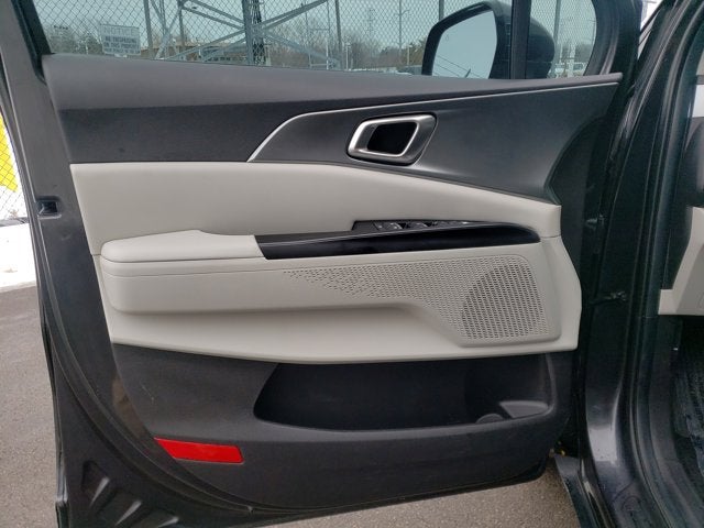 2023 Kia Carnival LX