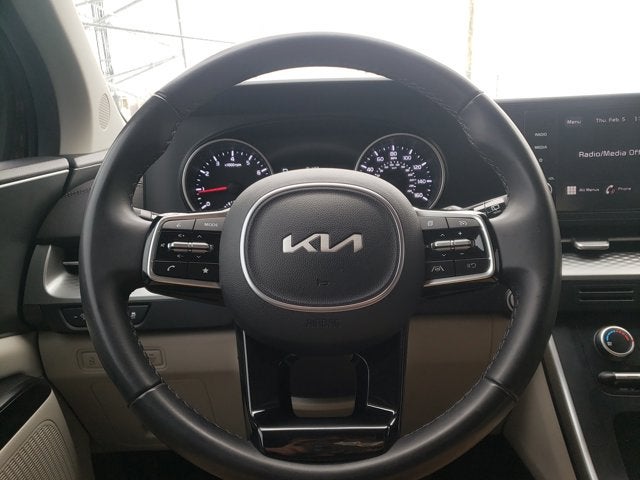 2023 Kia Carnival LX