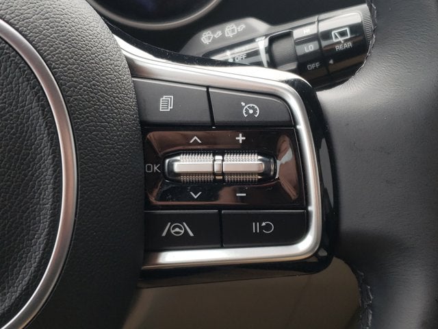 2023 Kia Carnival LX