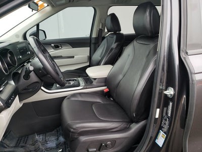 2023 Kia Carnival LX