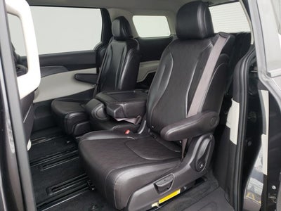 2023 Kia Carnival LX