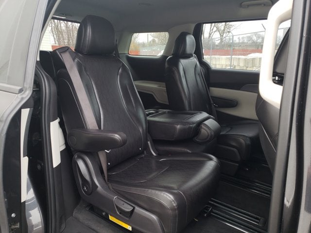 2023 Kia Carnival LX