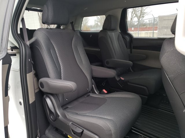 2026 Kia Carnival LX